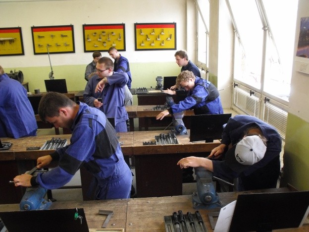 Strojní mechanik, praktická ZZ
